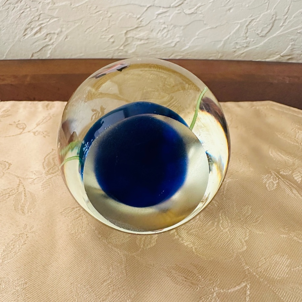 Blown Glass Paperweight with Fish Design - Picture 4 of 4